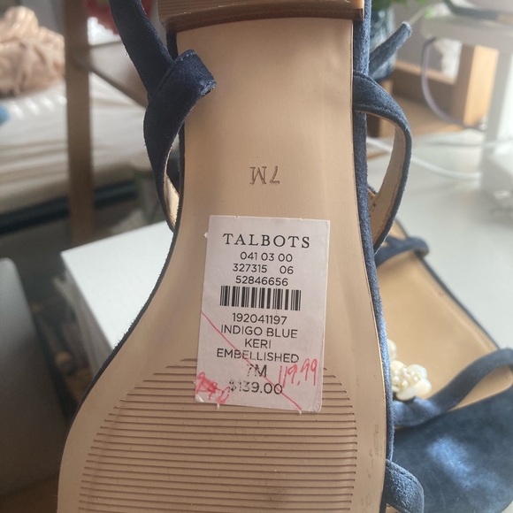 Talbot Sandals - Picture 3 of 4